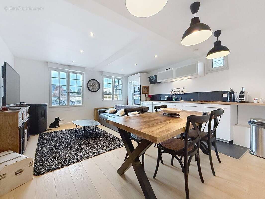 Appartement à TROUVILLE-SUR-MER