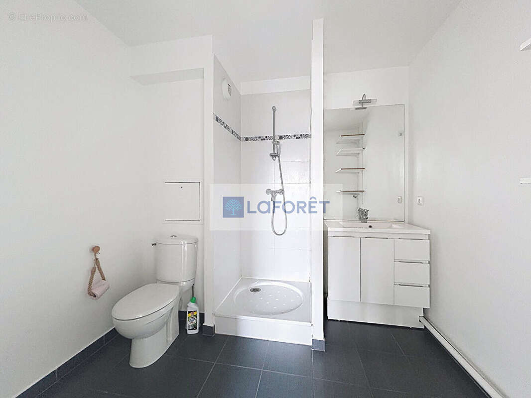 Appartement à SARTROUVILLE