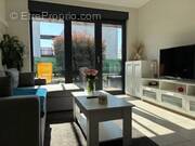 Appartement à LESPINASSE