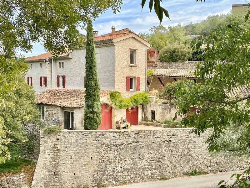 Maison à BARJAC
