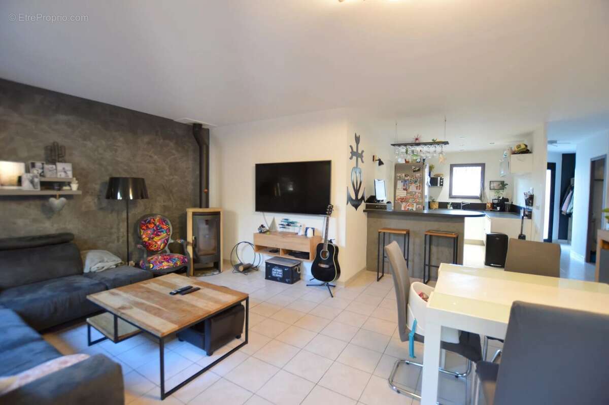 Maison à VILLENEUVE-LES-MAGUELONE