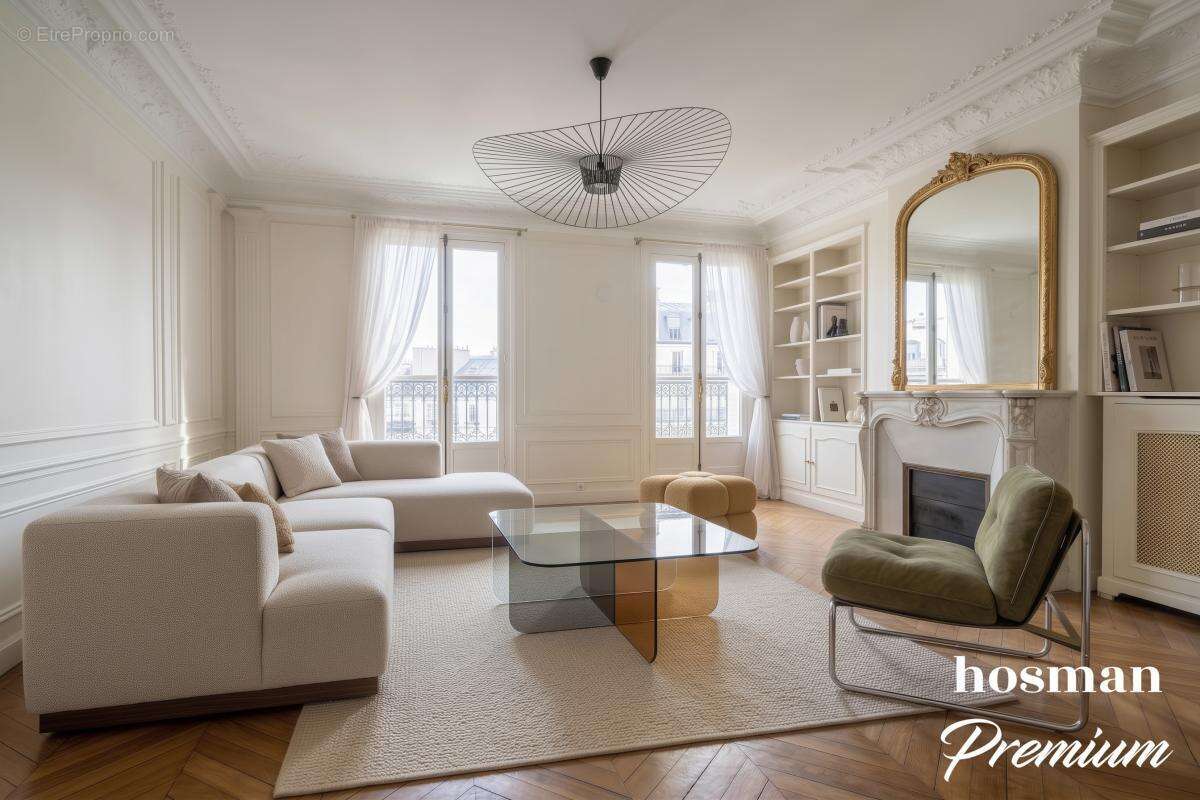 Appartement à PARIS-10E