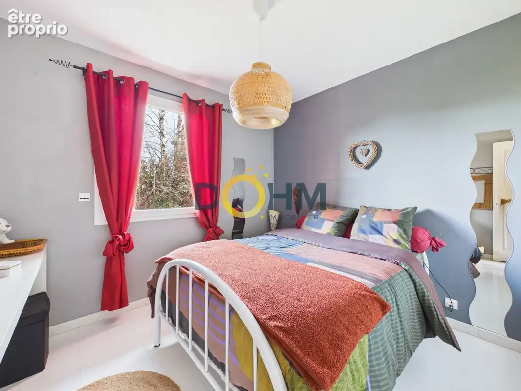 A vendre belle maison familiale sur grand terrain au calme - photo 5