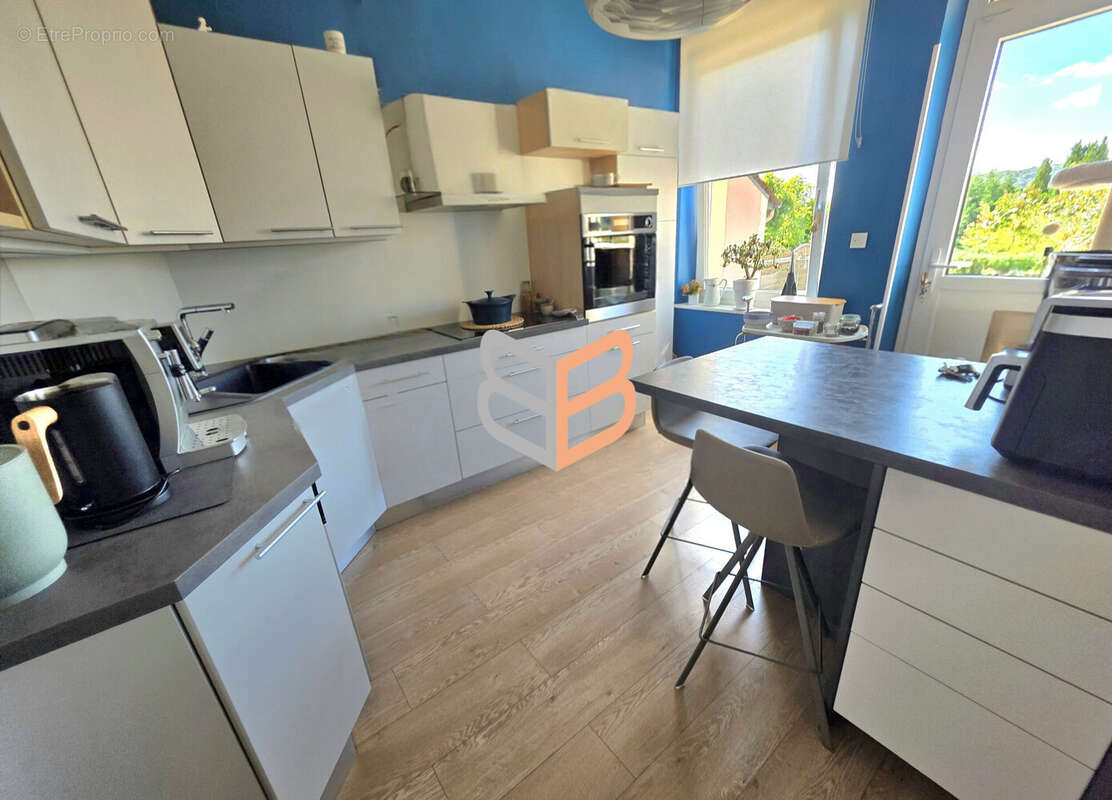 Maison 125 m² à Mont-Saint-Martin  - photo 5
