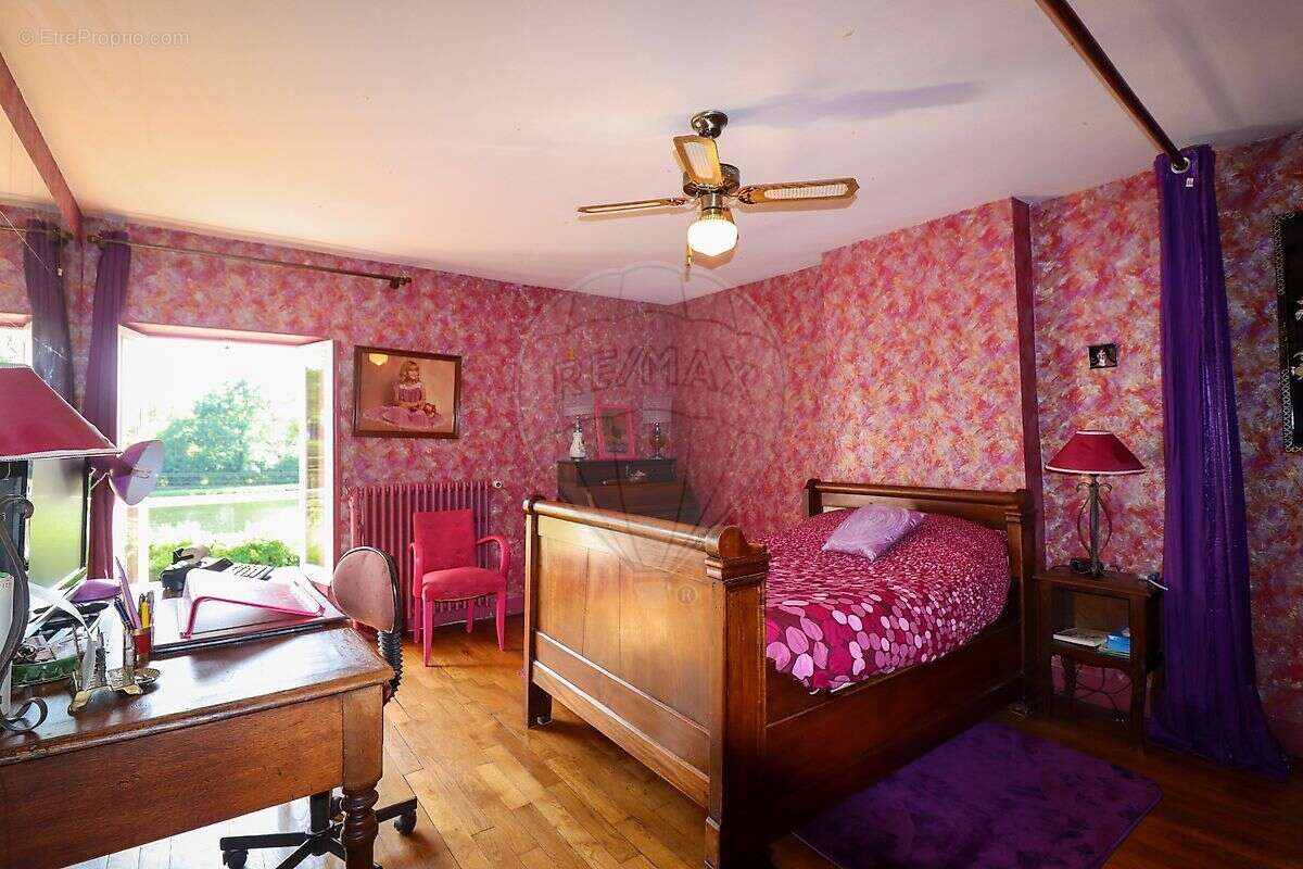 Maison à SAINT-BRIS-LE-VINEUX