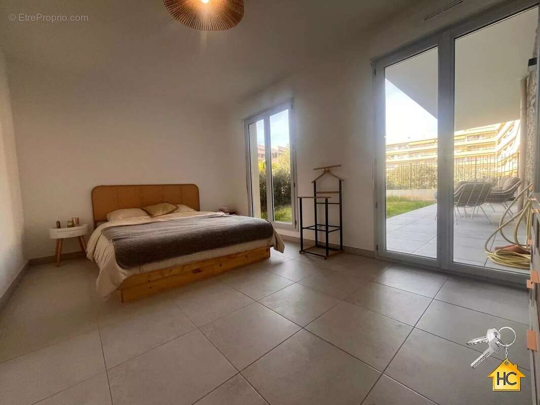 Appartement à LE CANNET