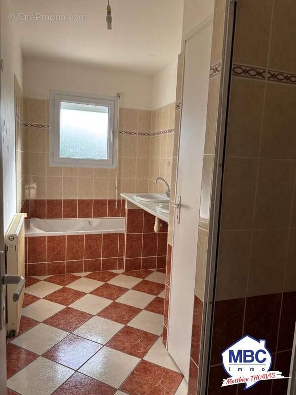 Maison à LA RENAUDIERE