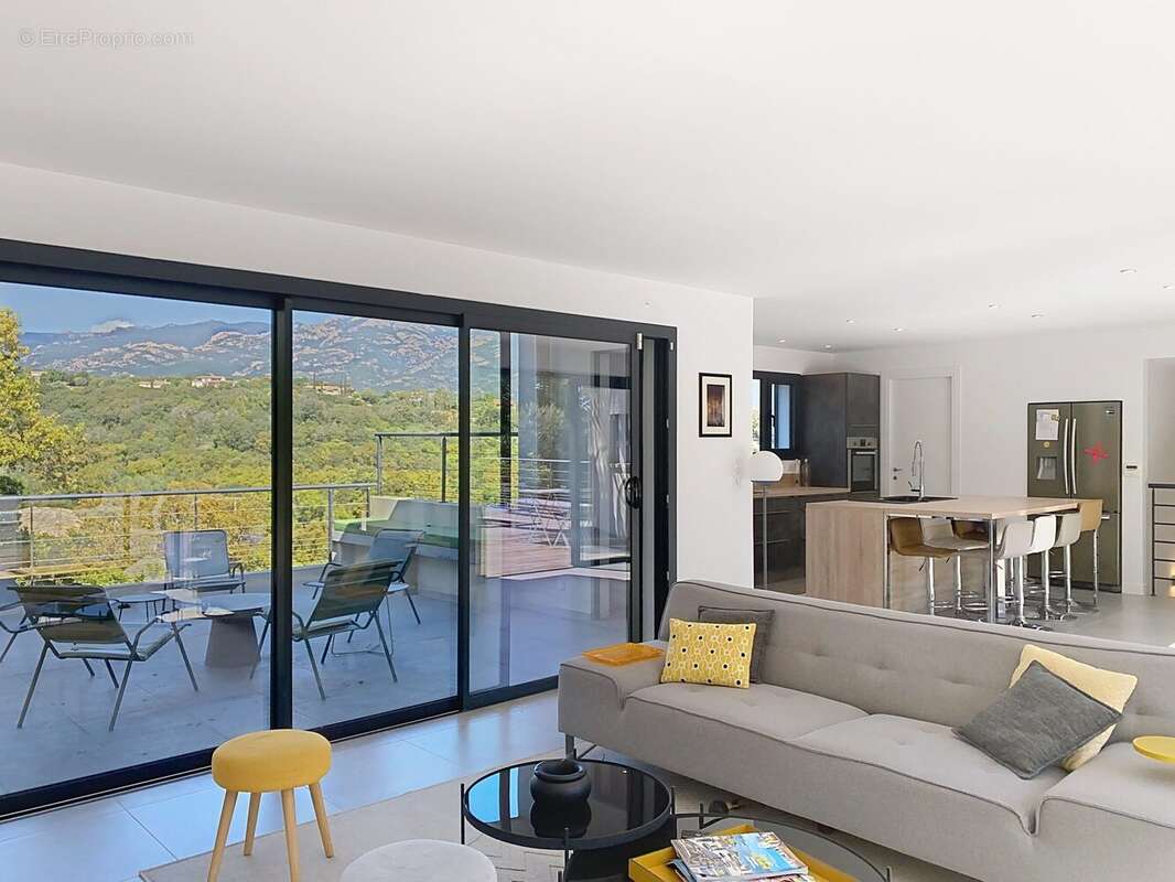 Maison à PORTO-VECCHIO
