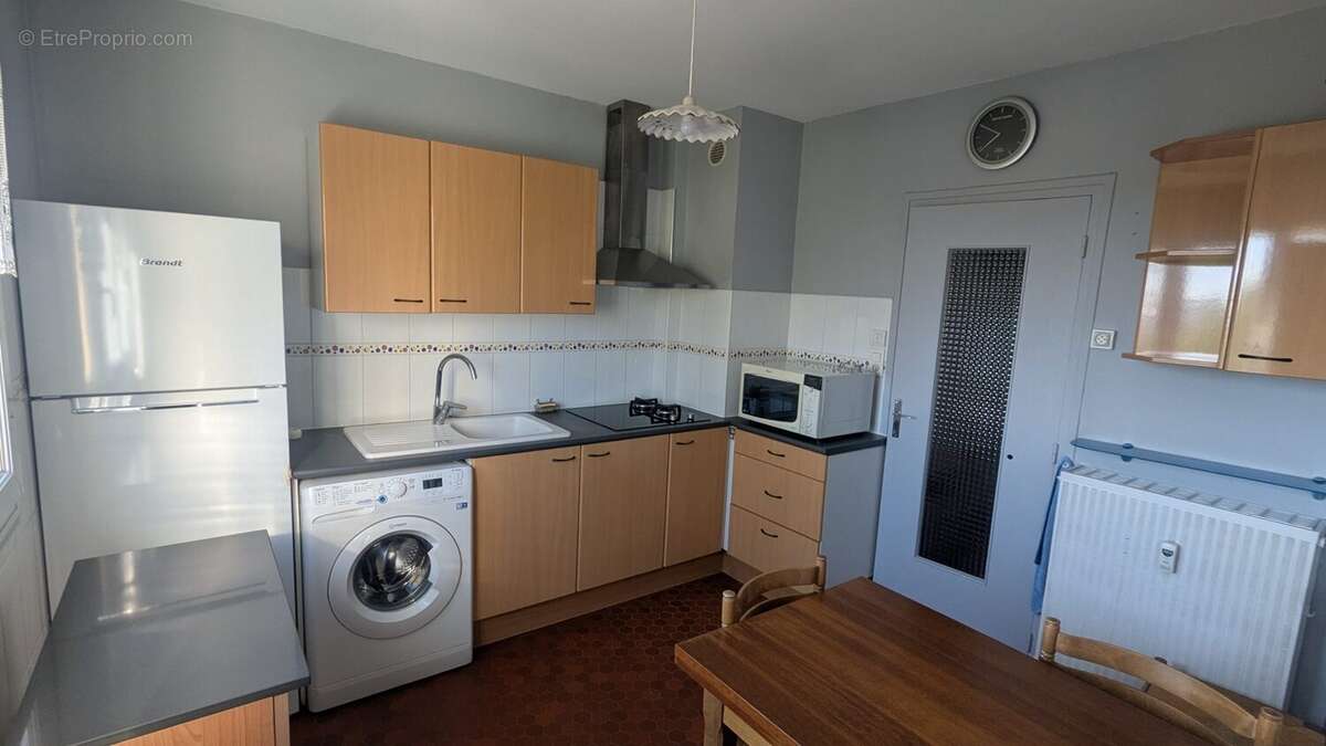 Appartement à CHENOVE