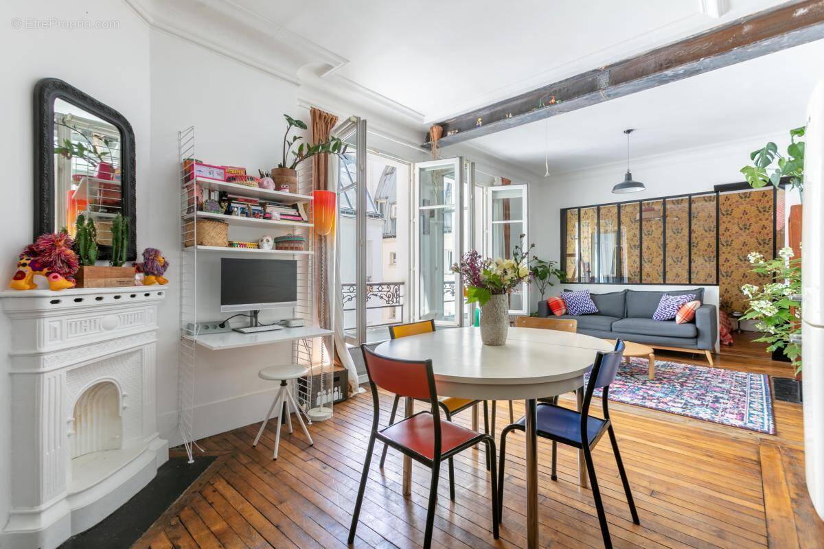 Appartement à PARIS-11E
