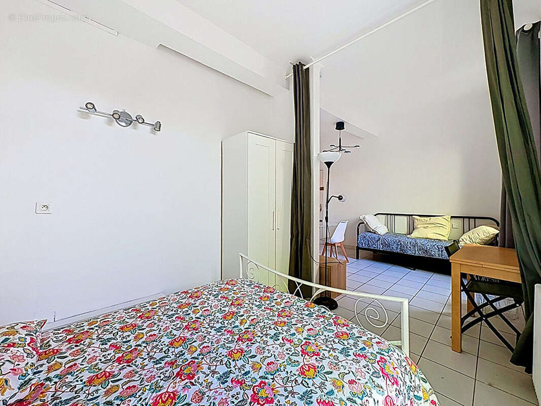 Appartement Avignon intramuros 2 pièces, 1er étage, grande terrasse - photo 6