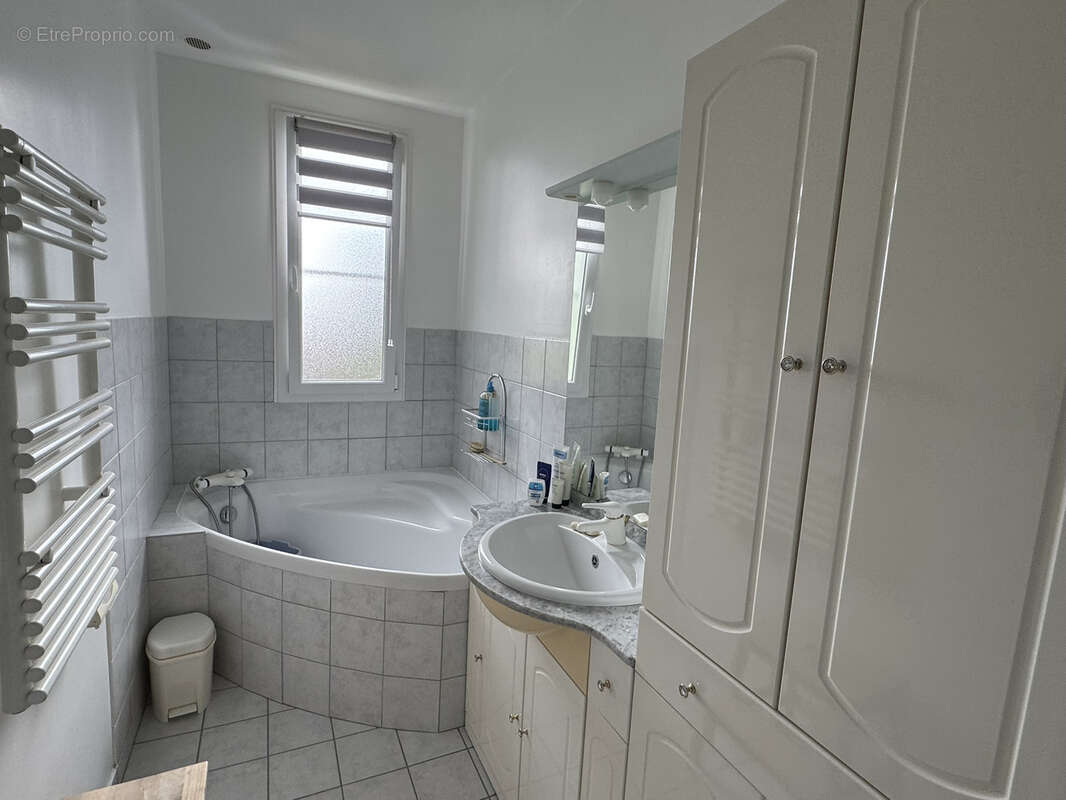 Maison à SAINT-MARTIN-AUX-CHARTRAINS