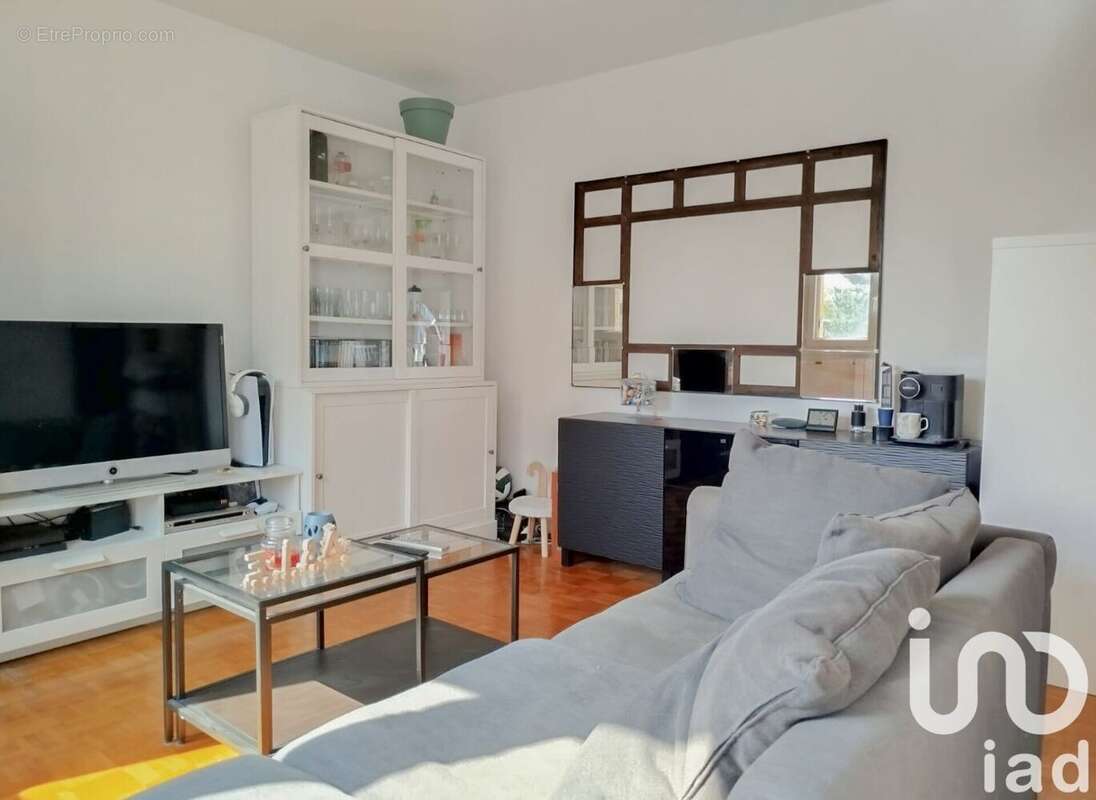 Photo 3 - Appartement à LE PLESSIS-TREVISE