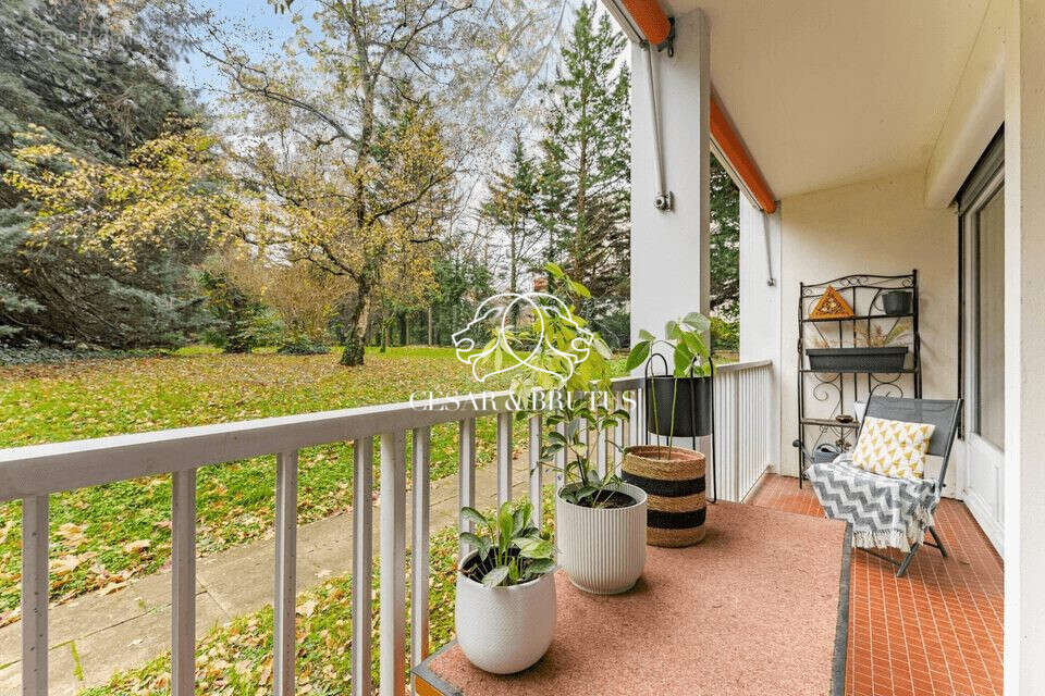 Appartement à SAINTE-FOY-LES-LYON