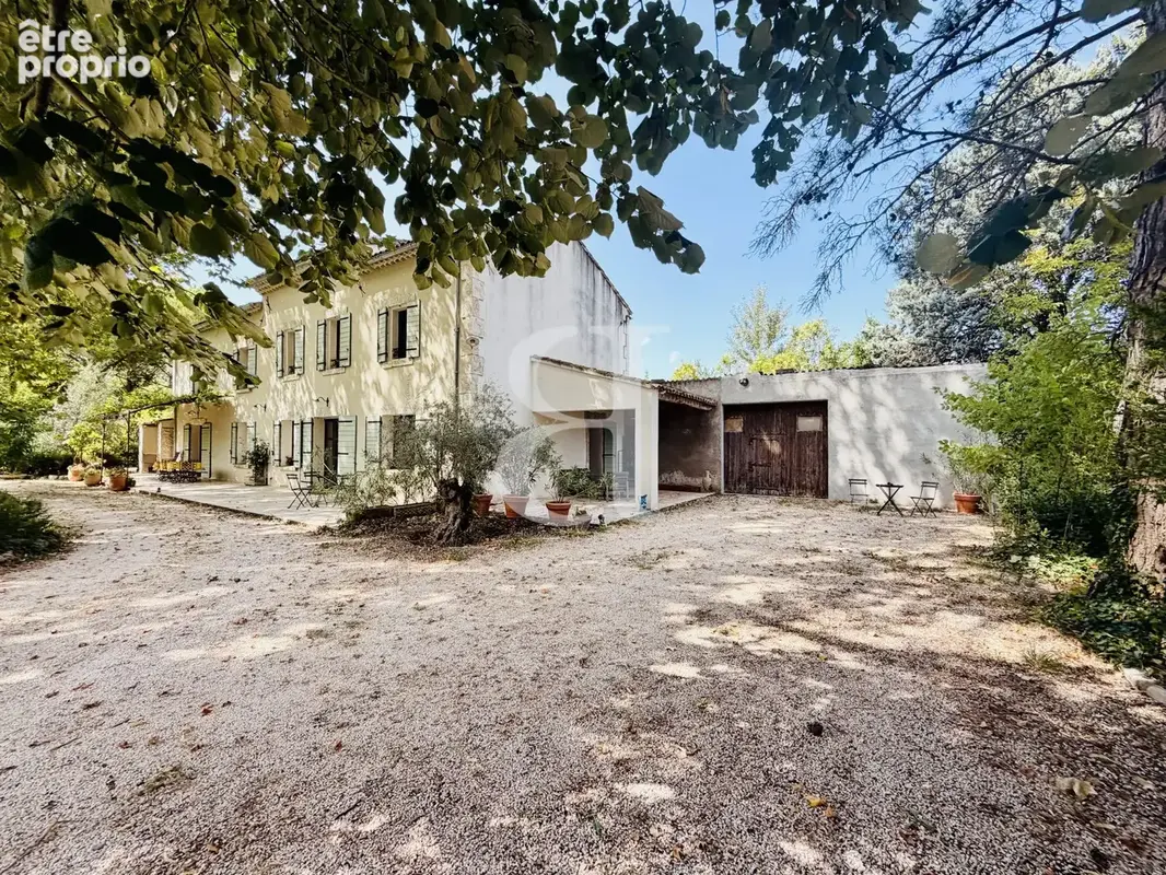 Maison 5 pièces 211 m² à vendre à Verquieres (13670) - photo 3