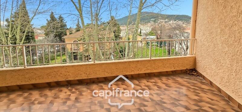 Appartement à CUERS