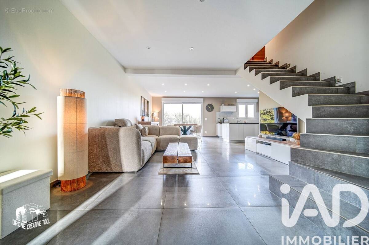 Photo 1 - Maison à SEREMANGE-ERZANGE