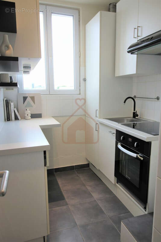 Appartement à IVRY-SUR-SEINE