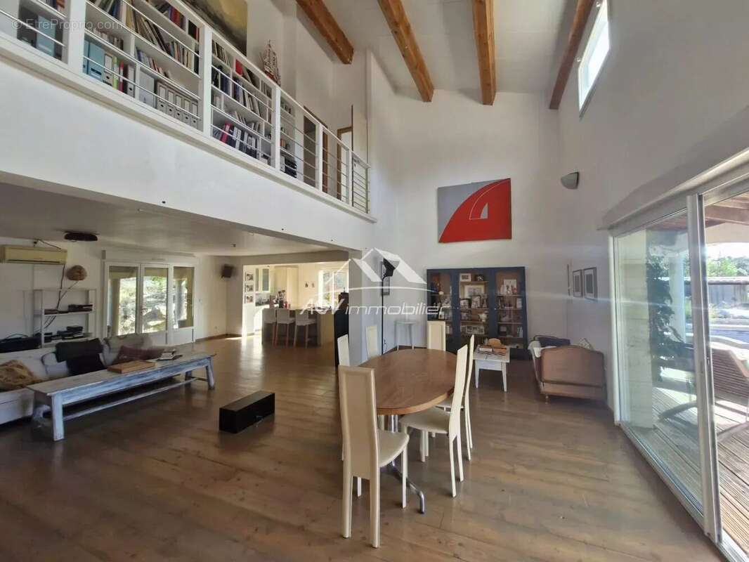 Maison à SAINT-FLORENT-SUR-AUZONNET