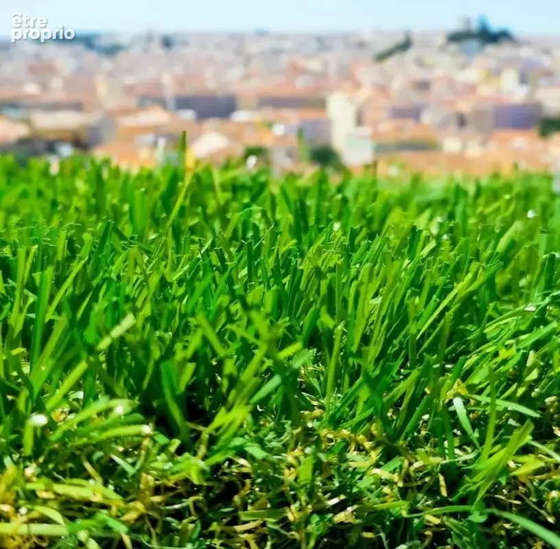 Photo Terrain à Saint-Maur-Des-Fosses au prix de 620 000€
