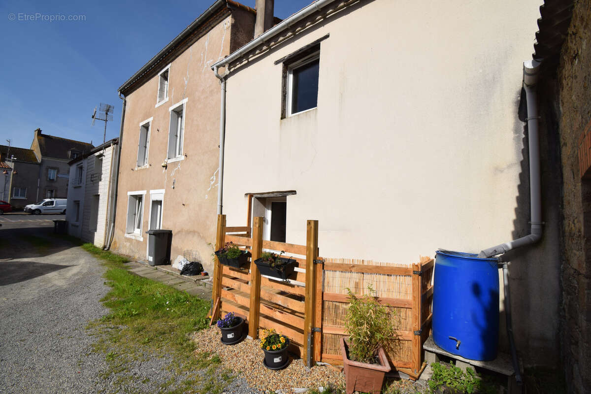 Maison à MONTBERT