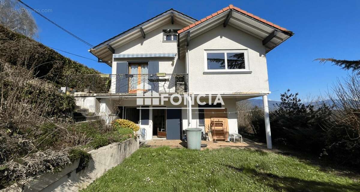Maison à MONNETIER-MORNEX