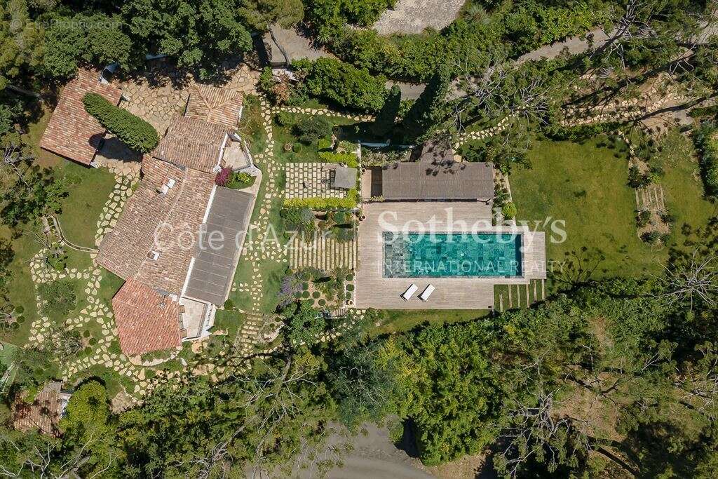 Maison à MOUGINS