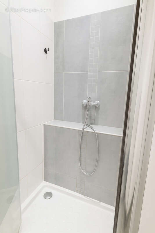 T2 de 44 m2 entièrement rénové - photo 6
