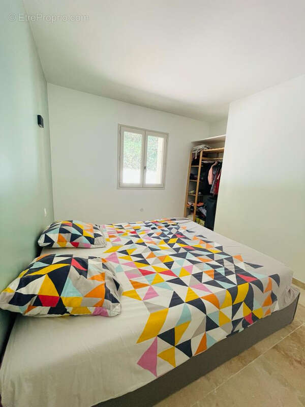 Maison à BAGNOLS-EN-FORET