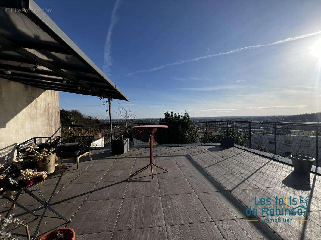 Maison à LE PLESSIS-ROBINSON