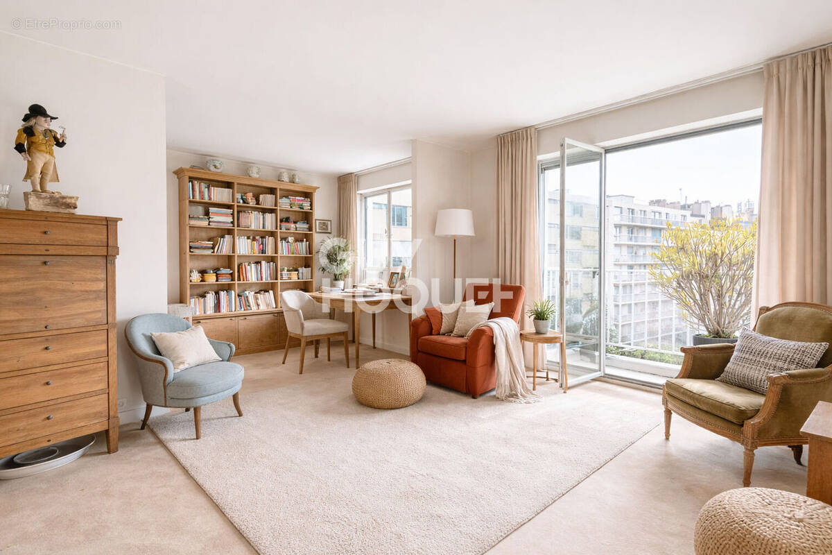 Appartement à PARIS-15E