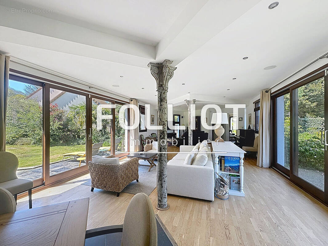 Maison à BARNEVILLE-CARTERET