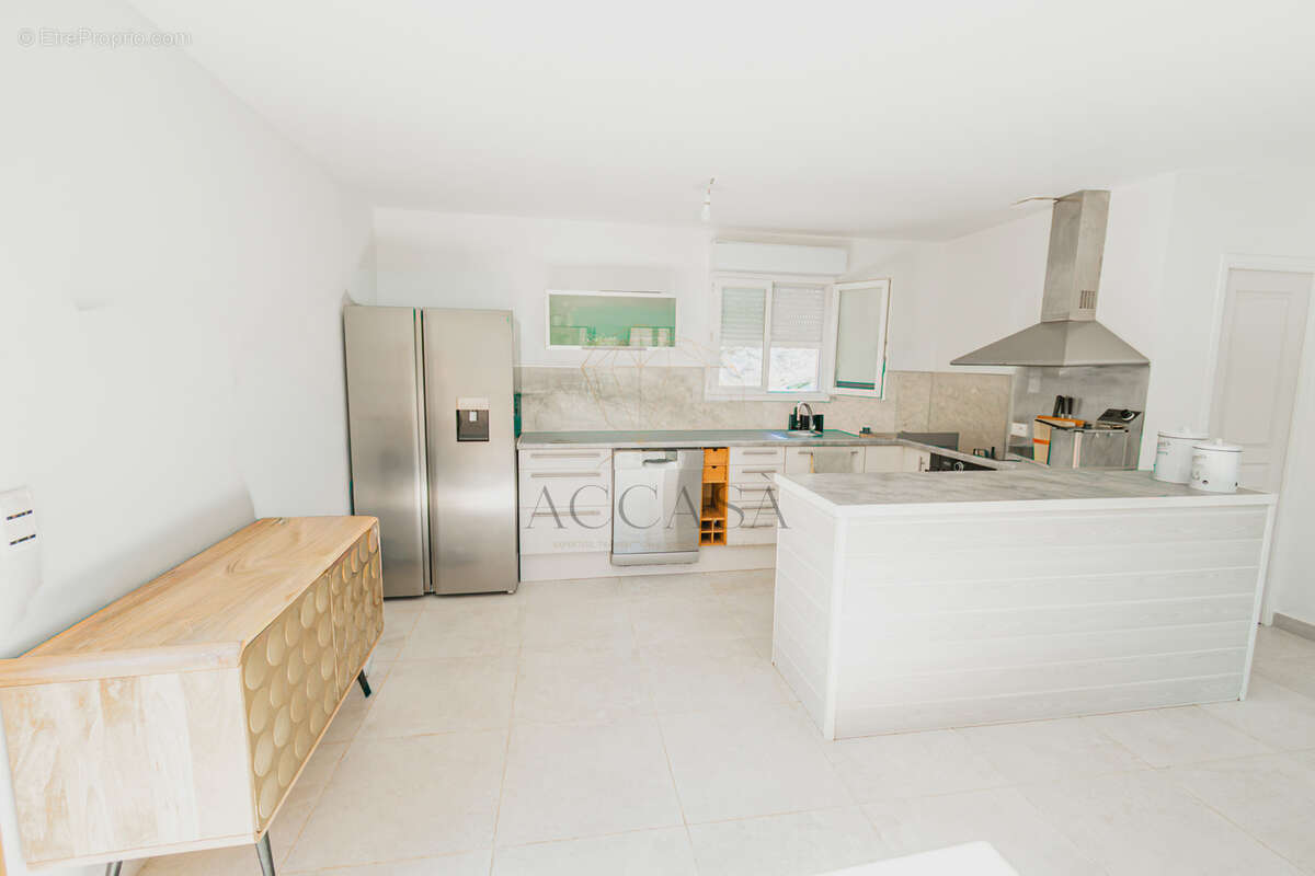 Maison avec terrain constructible de 4 260 m2 et permis accordé   Bonifacio, Vallée Saint-Julien - photo 23