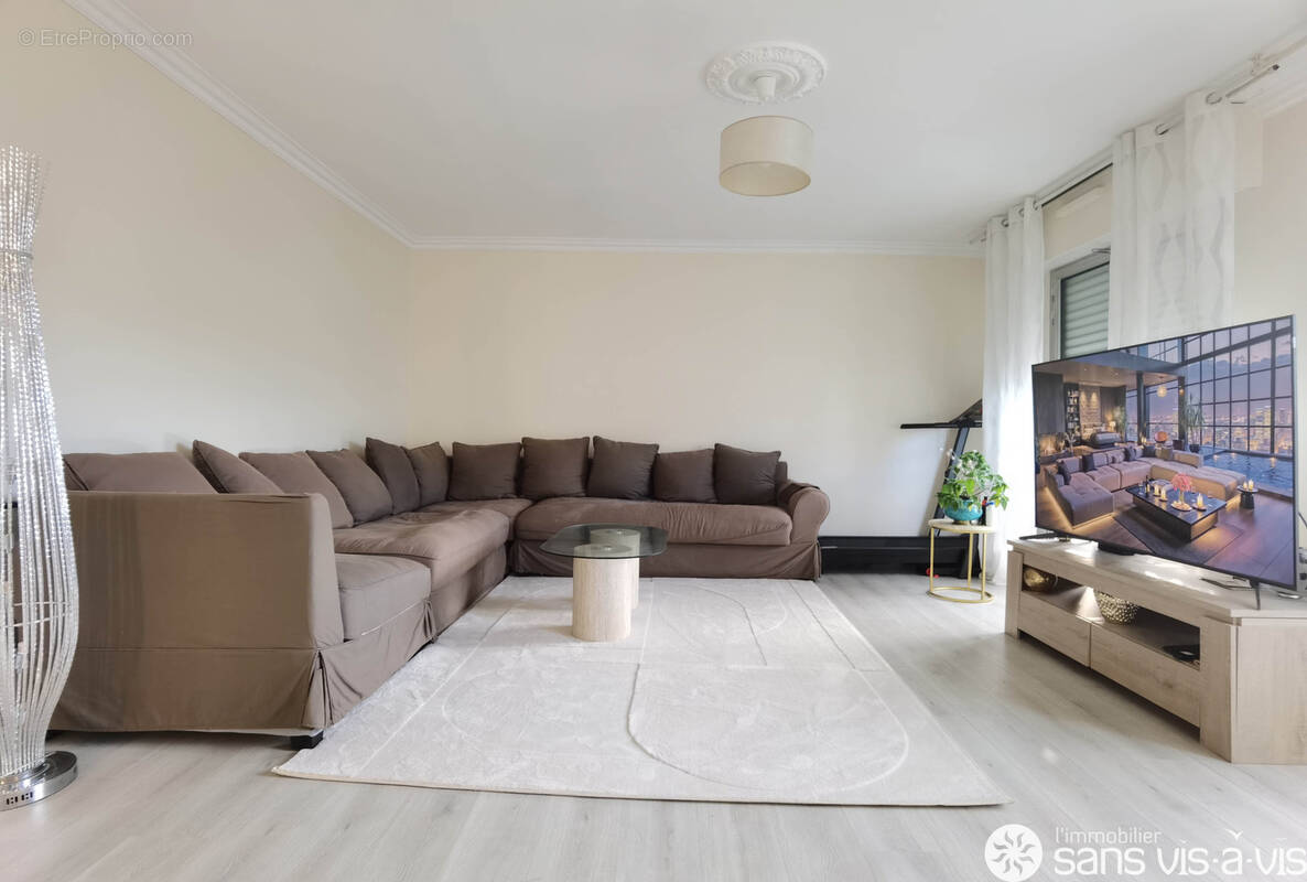 Appartement à PUTEAUX