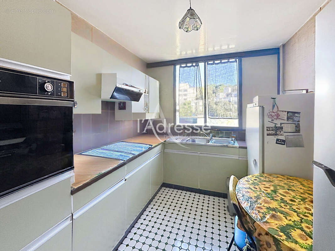 Appartement 4 pièces proche gare de Chelles - photo 2