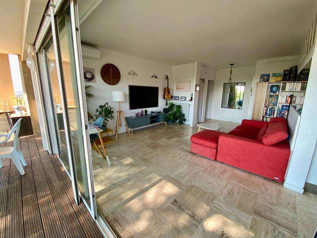 Appartement à LE CANNET