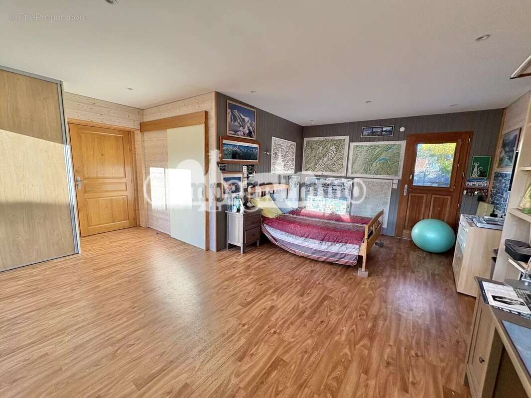 Maison à PONTCHARRA-SUR-TURDINE