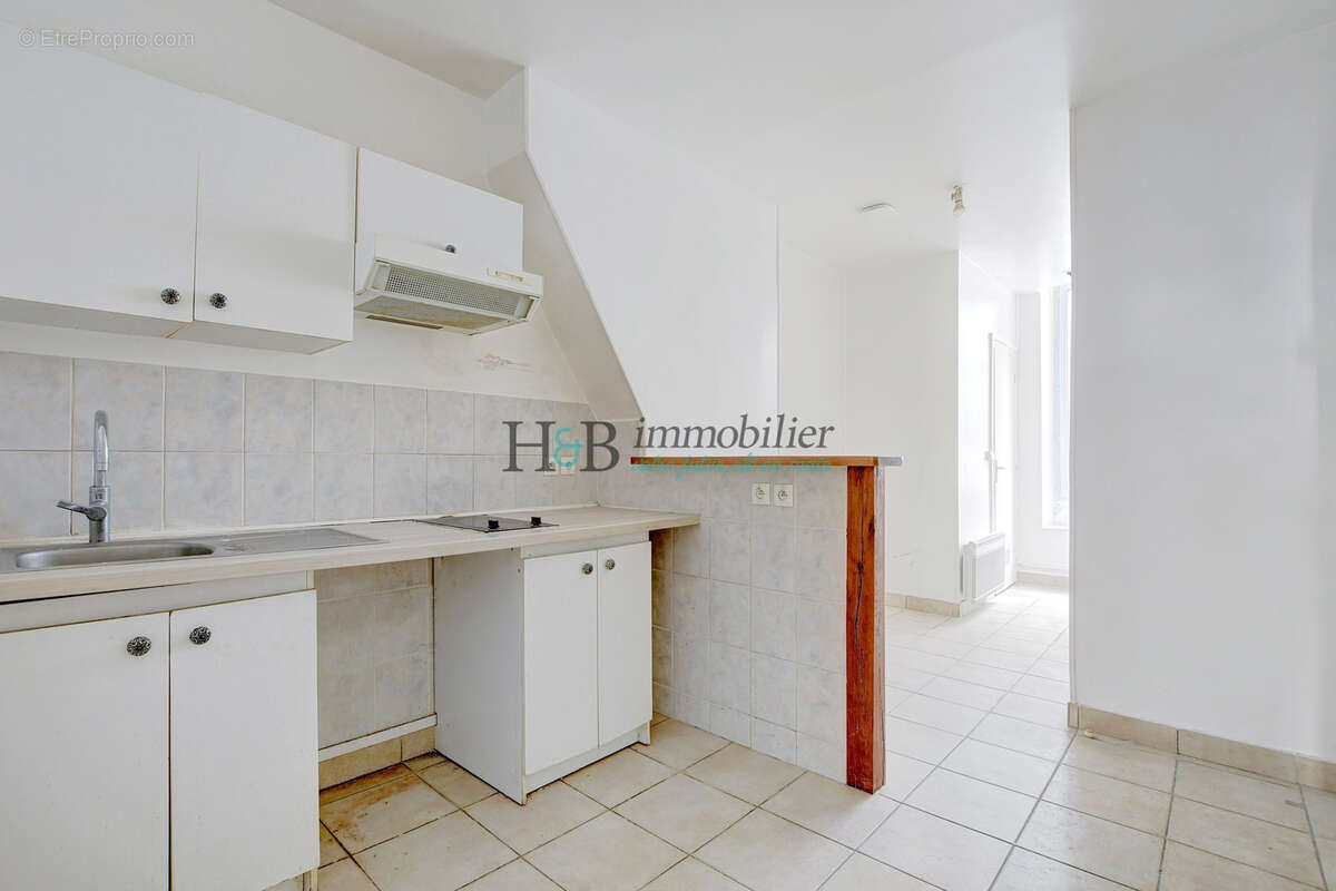 Appartement à PARIS-2E