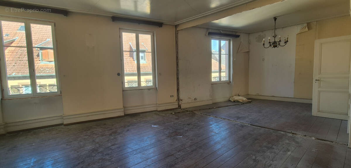 generated_2025-10-16T16_31_39 - Appartement à WASSELONNE