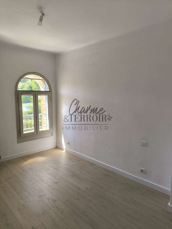Appartement à UZES