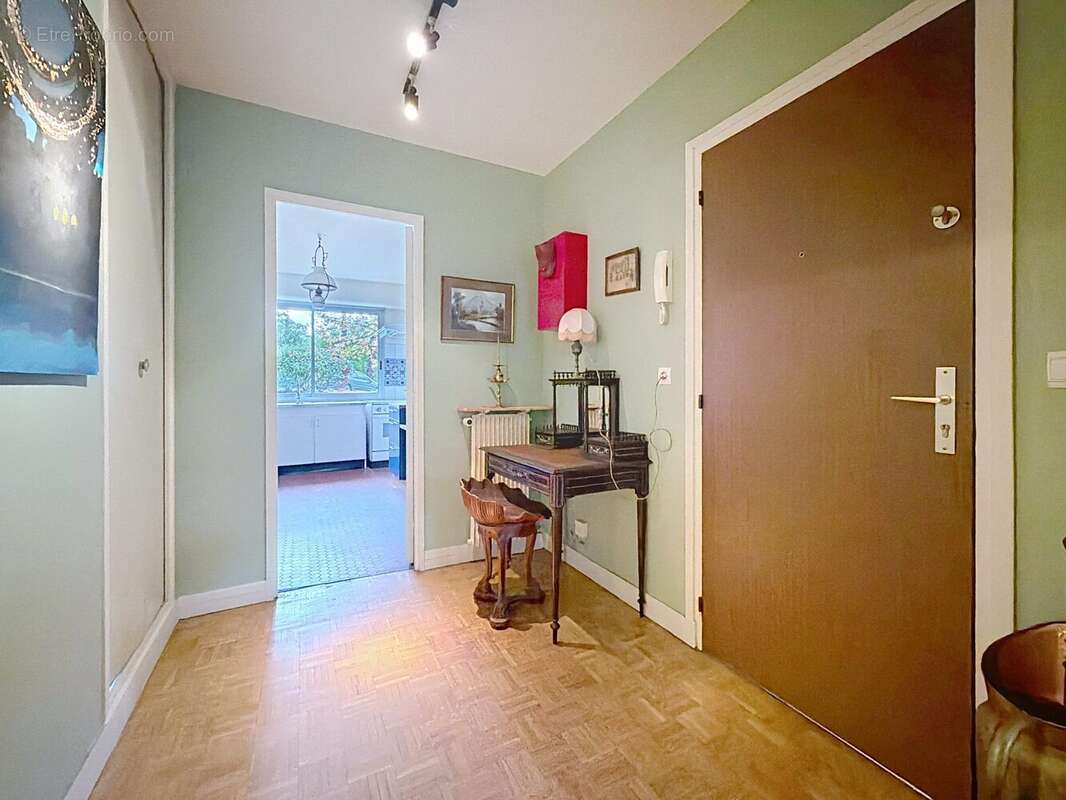 Appartement à GARCHES