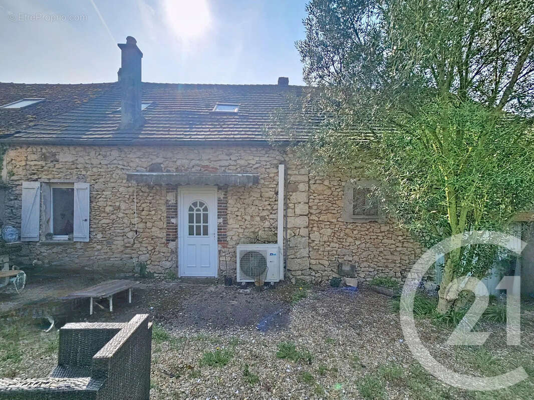 Maison à EVERLY