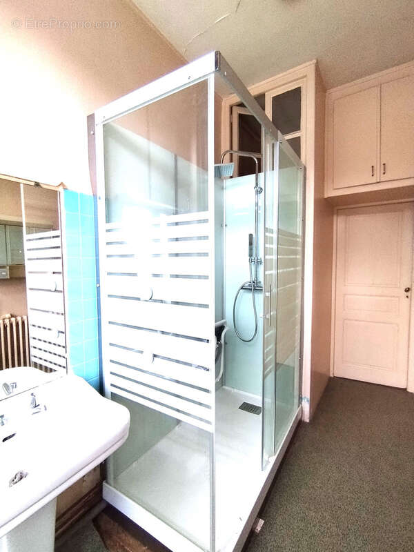 Maison à LOUVIGNE-DU-DESERT