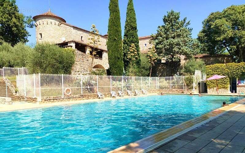 Appartement à BERRIAS-ET-CASTELJAU
