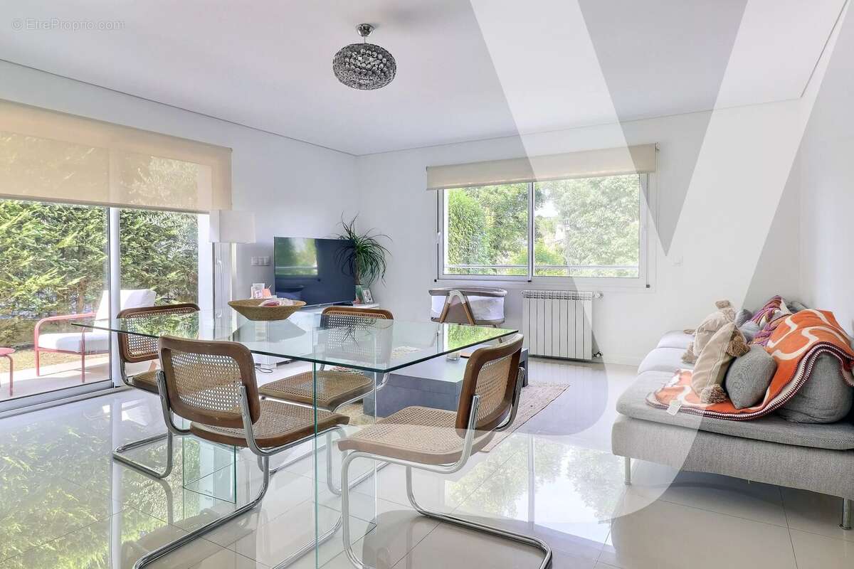 Chennevières-sur-Marne à la limite de La Varenne- Belle maison récente - photo 3