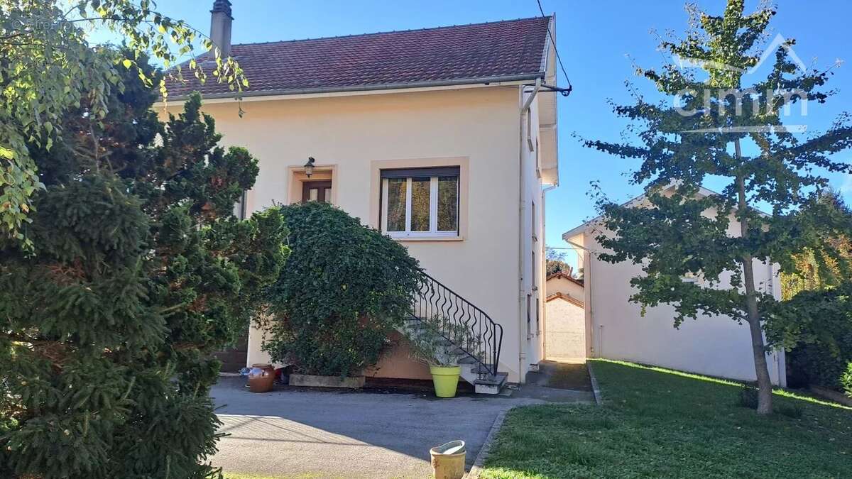 Maison à BOURGOIN-JALLIEU