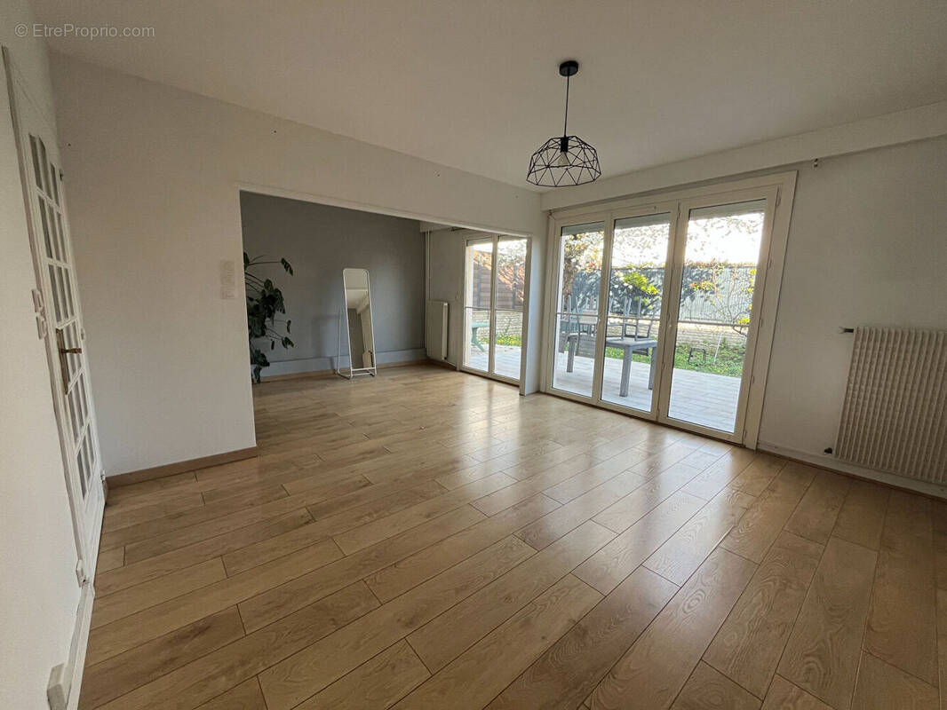 Maison à FRANCONVILLE