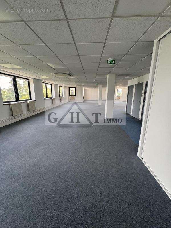 Bureaux 200 m² a vendre saint denis - photo 9