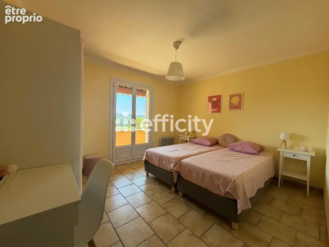 Maison 7 pièces 165 m² à vendre à Pierrefeu-Du-Var (83390) - photo 15