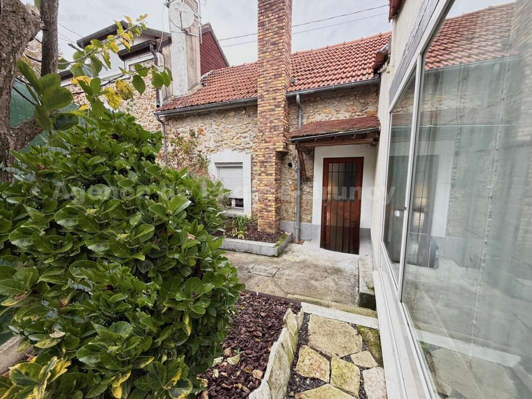 Arriere - Maison à BRUNOY